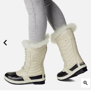 NWT Sorel Tofino II Waterproof Boots 7.5